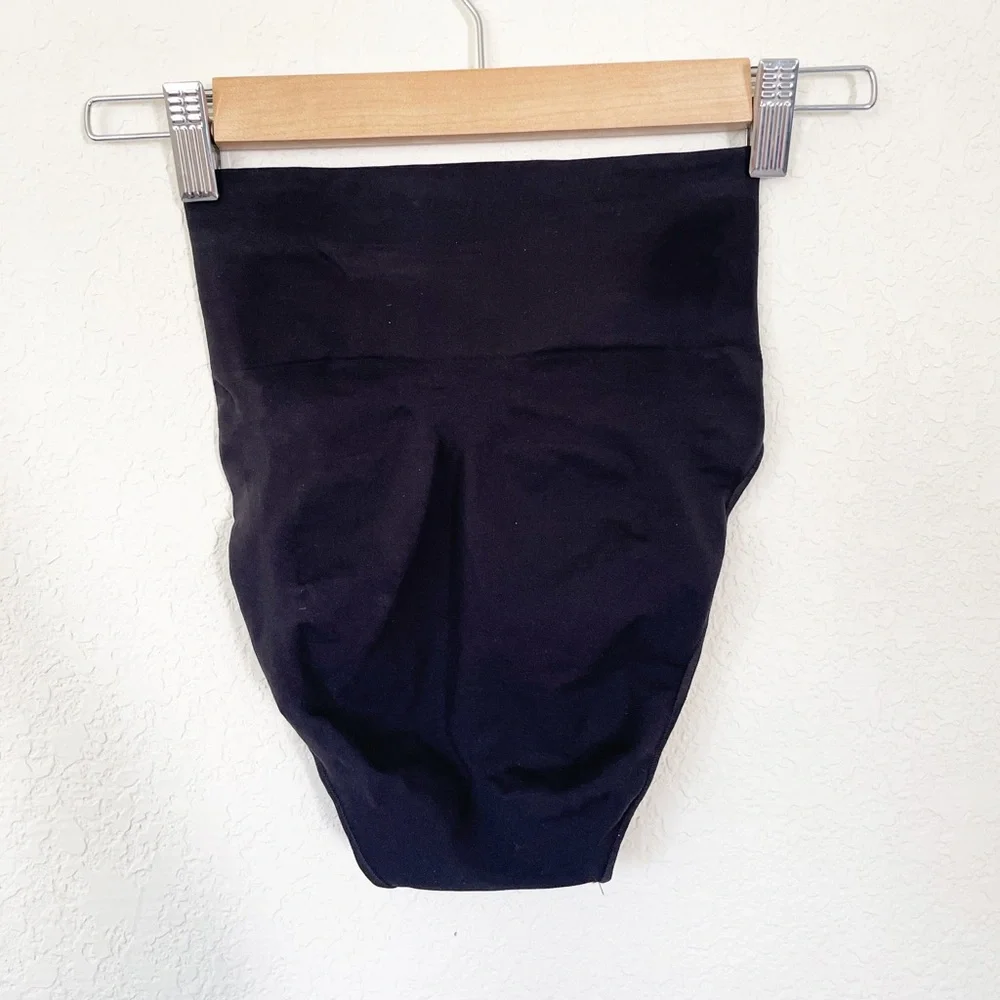 Skims Core Control Brief black Large/XL - Picture 4 of 5